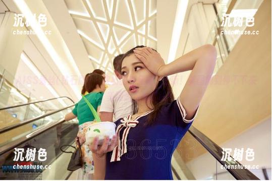AISS爱丝(钻石版) - 欣杨的连身袜，上新！美图刷到停不下来，美到想给她打钱！