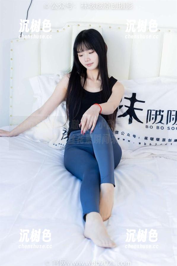 BoBoSocks袜啵啵-小甜豆 BoBoSocks袜啵啵 - 小甜豆出街福利,油亮黑丝花絮瞬间来了!