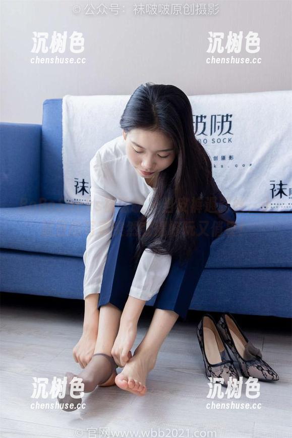 BoBoSocks袜啵啵-小甜豆 BoBoSocks袜啵啵 - 当皮裤遇到丝,小甜豆的写真突然变得好玩又俏皮!