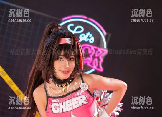 Byoru 私拍资源大放送:Byoru和她的StellarBladeEve完美搭档,圣诞许愿中!