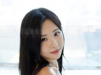 Habin夏彬(하빈)的圣诞快乐合集？没想到，她的衣柜还有这种可能！