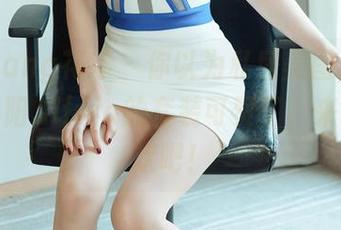 HuaYang花漾 - 你以为私房美图应该安静？易阳Silvia的套装可赞了，来一场狂欢吧！