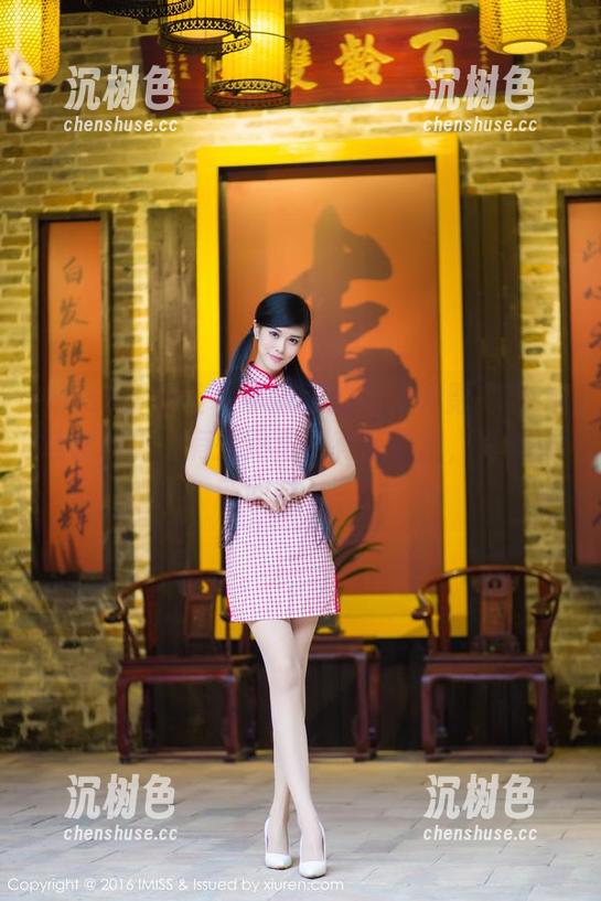 IMiss爱蜜社-小狐狸 IMiss爱蜜社 - 小狐狸的白裙光影交错-精选套图里,有些熟悉,有些陌生,真想重新回味一下。
