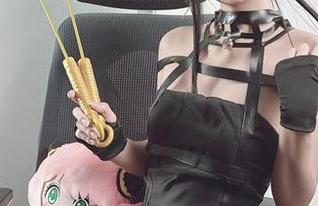 这全套写真让人不禁想起小时候的春游，KuukoW的下江小春，好像又回到了那个时光。
