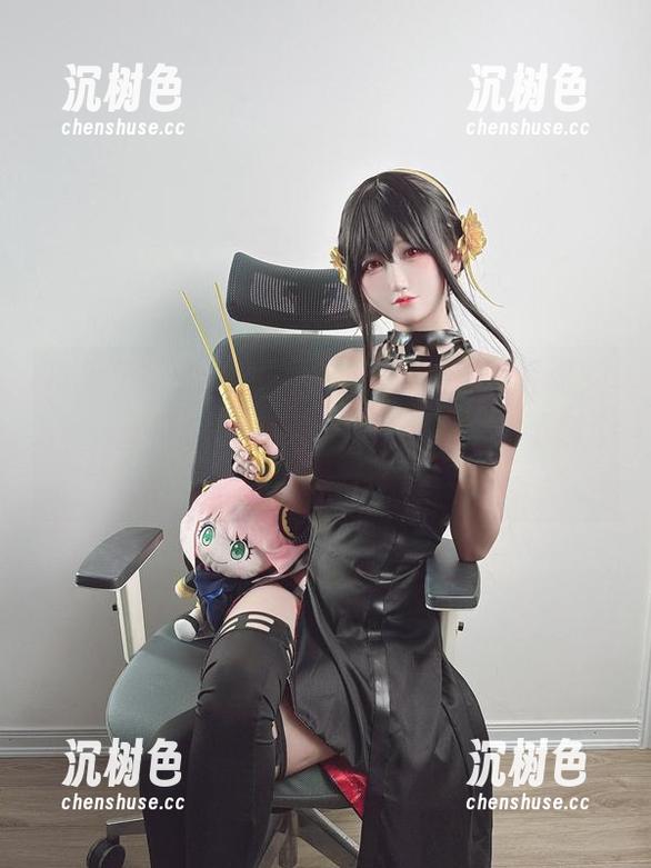 KuukoW 这全套写真让人不禁想起小时候的春游,KuukoW的下江小春,好像又回到了那个时光。
