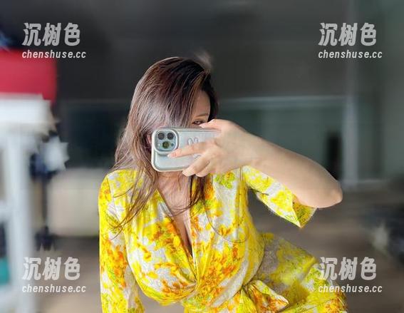 MIYA 微密圈 - 当MIYA的套图更新出现,韵味指数不止飙升,可能还会让你抓狂!