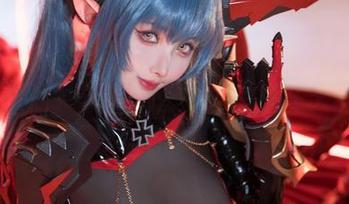 高清原图：Rioko凉凉子的Nikke胜利女神，一朵冰玫瑰，感觉像在拼冬天的冷静挑衅。