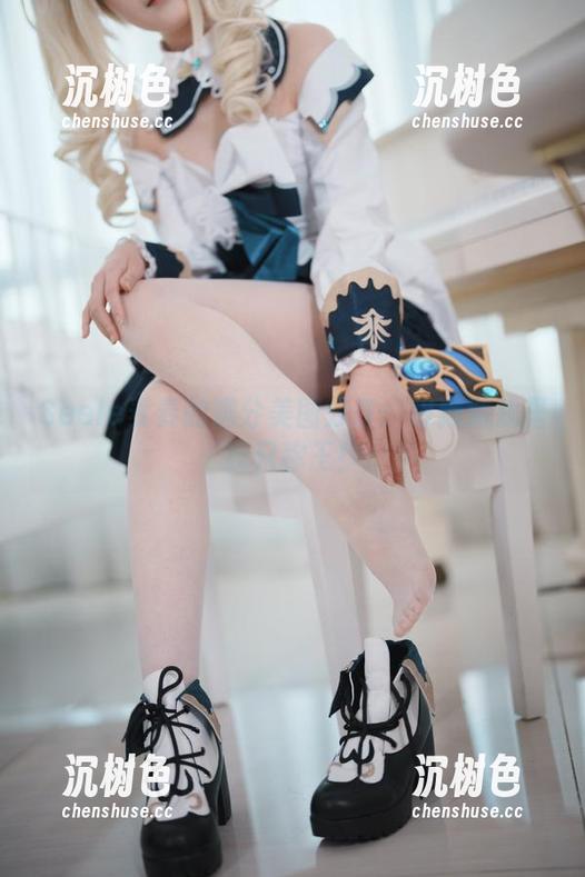 Seele麦麦 Seele麦麦的满分美图分享:银狼游戏里我只称王!