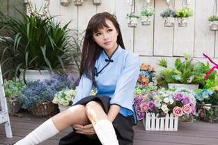 UGirls尤果网 - 分享原图的同时，王瑞儿的天台，让我一不小心就陷入了剧情…