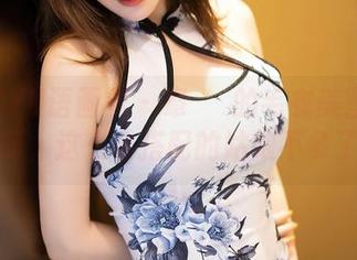 XIAOYU语画界 - 章芃芃的毛衣美图合集，哎呀，这么会搭配的姑娘不多了吧？