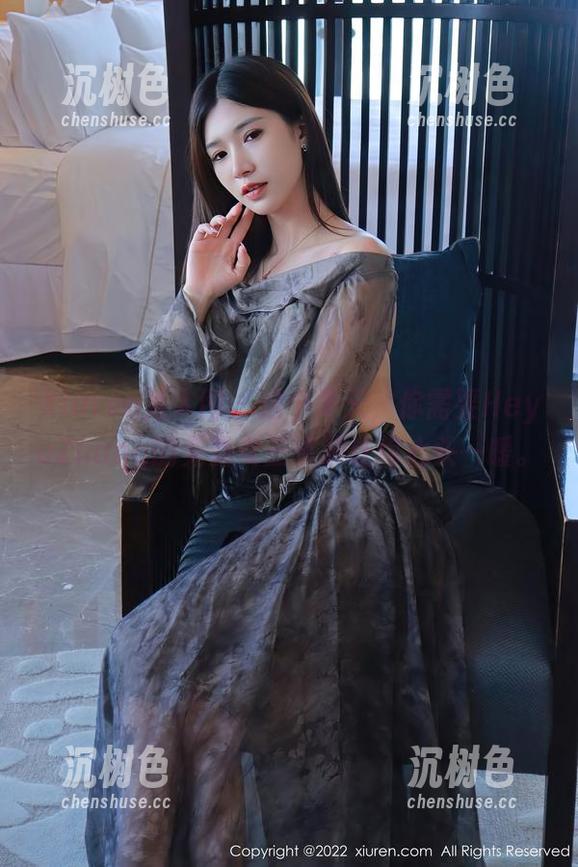 Xiuren秀人网-HeyuZhang Xiuren秀人网 - 这个冬天,你需要HeyuZhang的免费女王资源让你心头一暖。