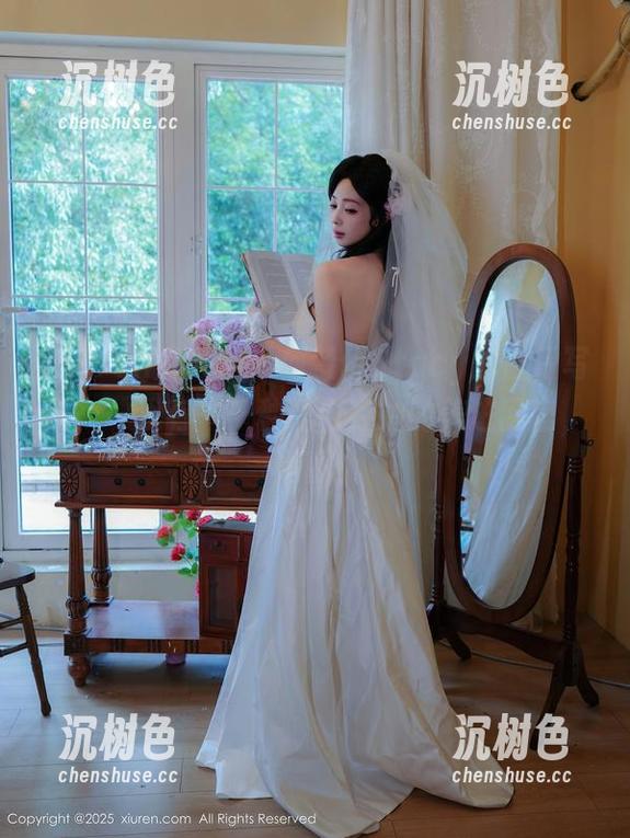Xiuren秀人网-何梦兮Stacy Xiuren秀人网 - 何梦兮Stacy的白裙写真——我有一千种理由存她的美进网盘,真香!