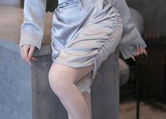 Xiuren秀人网 - 响应双笙Alina美腿高清写真号召,腿也得推自己一把,我是一条腿界的铮铮铁汉!