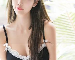 Xiuren秀人网 - 一探谭睿琪Ailsa的白丝写真，精选中渗透着优雅与小暗示！