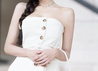 Xiuren秀人网 - 我见犹怜，原图里的顾楚楚Maily女神承包了我的目光