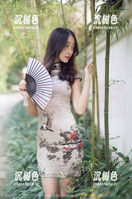 YouMi尤蜜荟-唐婉儿Lucky YouMi尤蜜荟 - 唐婉儿Lucky的‘姐姐’作品精选,来自家庭聚会的最佳瞬间,不禁想问,吃好喝好了吗?