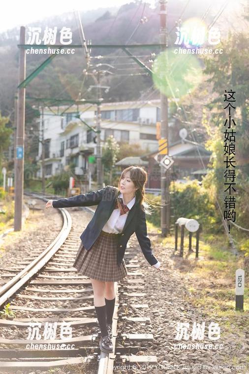YouMi尤蜜荟-思淇Sukiii YouMi尤蜜荟 - 泳池边的思淇Sukiii,私房美图如同水下的秘密,模糊又令人好奇