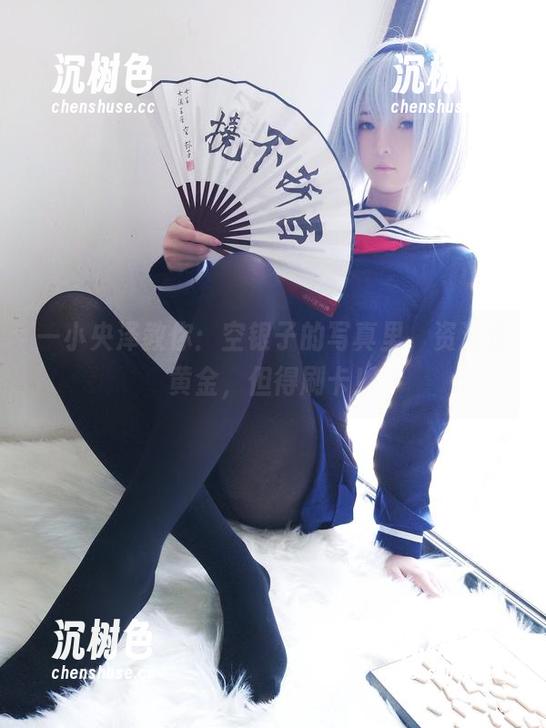 一小央泽 一小央泽教你:空银子的写真里,资源是黄金,但得刷卡!