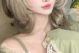 图包密封：凉凉子的C女青梅竹马究竟哪里香？