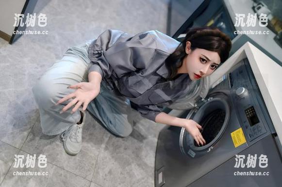 奈汐酱Nice 奈汐酱Nice的美图在线审核,石洞里散发着什么让人沉醉的气息啊?