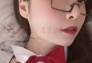 小泉学姐吖的镂空魔法：高清分享让你看得眼花缭乱！