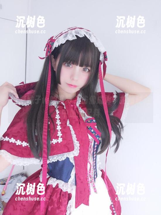 小野妹子w 小野妹子w的写真,仿佛成为了拍照过程中加的配料