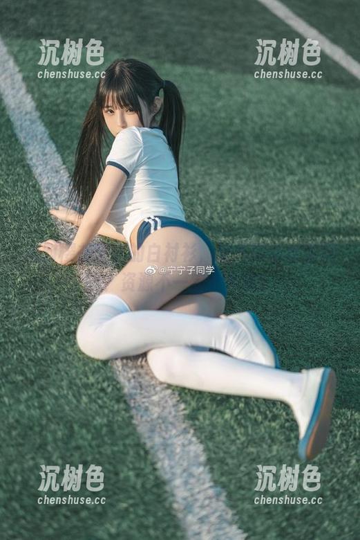 樱井宁宁 面对樱井宁宁的白衬衫,图片可以被滥用吗?资源不一定允许哦!