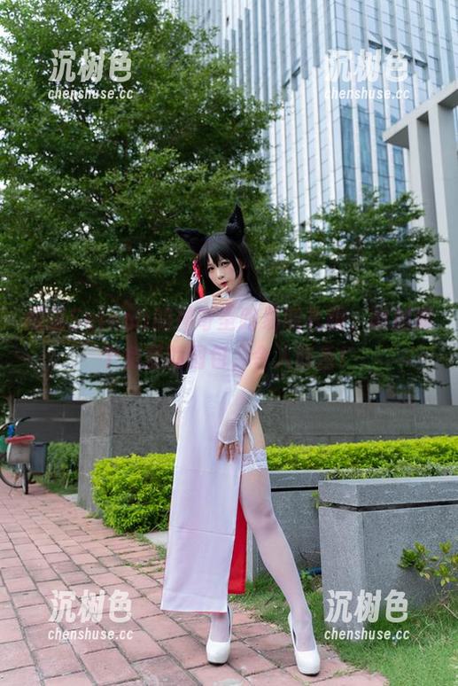 樱落Selena的神奇圣路易斯礼服，附加那个免费的图包，令人咋舌！