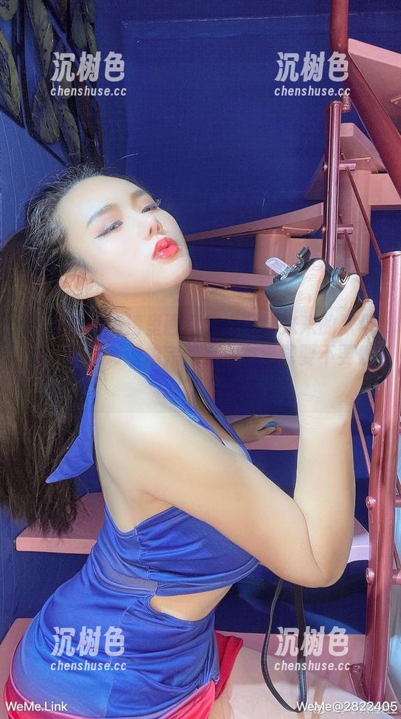 水蜜桃米米 微密圈 - 高清里面藏着水蜜桃米米的双马尾,真想知道拍完她有没有选择要不要发朋友圈。