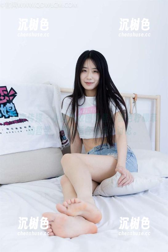物恋传媒-小昭 物恋传媒 - 小昭的原图聚焦:黄色柠檬草的哲学,精选适合来点小讨论。
