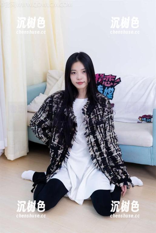 物恋传媒-小谷 物恋传媒 - 小谷的天使全套写真,优雅得让我一时不知所措。