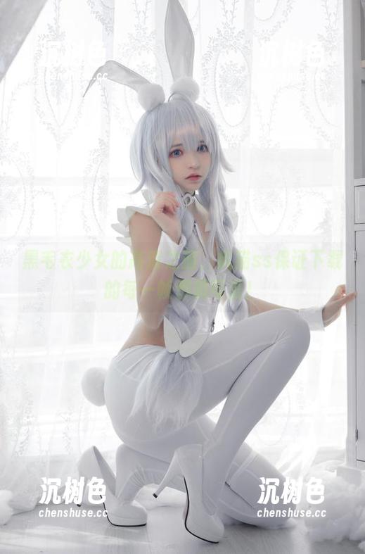 黑毛衣少女的高清之旅，疯猫ss保证下载的每一帧都超可爱！