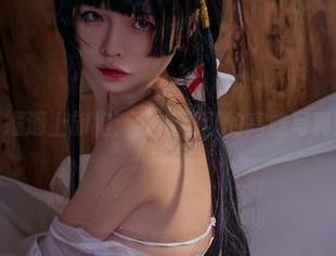 风光明媚遇上旗袍：疾走可可的高雄写真新发掘
