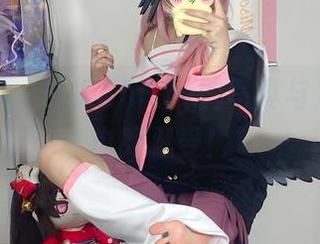 鸣潮之际，白栎Shirly的写真与尤诺，竟也能忍受！
