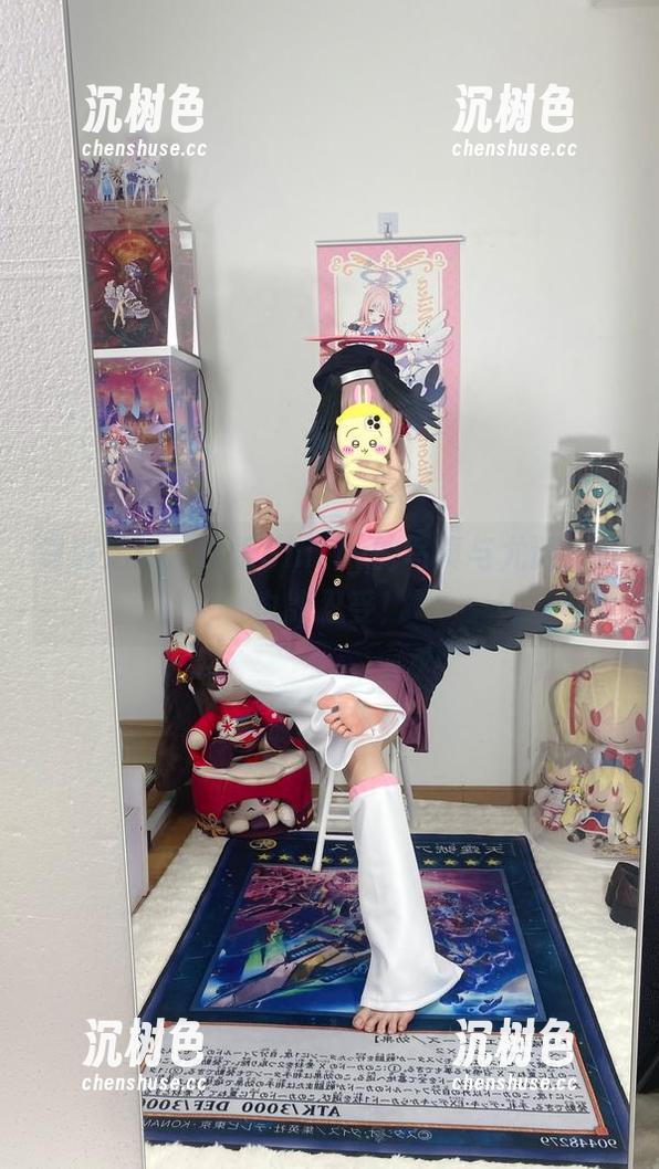 鸣潮之际，白栎Shirly的写真与尤诺，竟也能忍受！