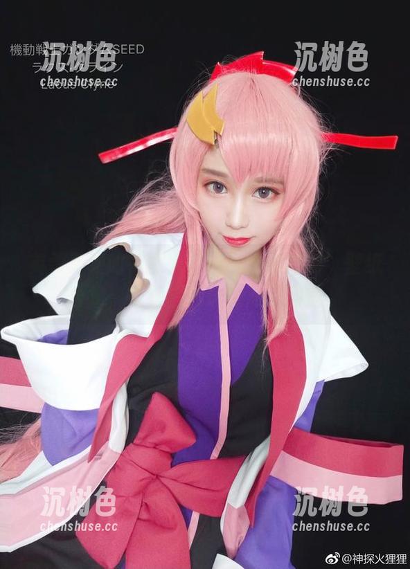 神探火狸狸 英勇无畏的神探火狸狸与“埃吉尔”壁纸合集,能把日常也变得风趣些。