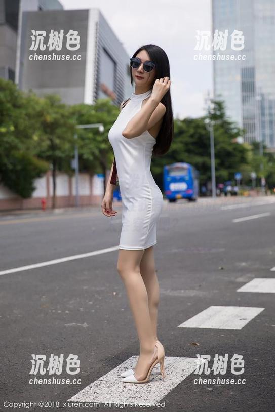 秀人网-Egg-尤妮丝Egg 秀人网 - 免费来一发!Egg-尤妮丝Egg泳衣套图的照片真让我有点想掉进水里了,太会穿了吧?