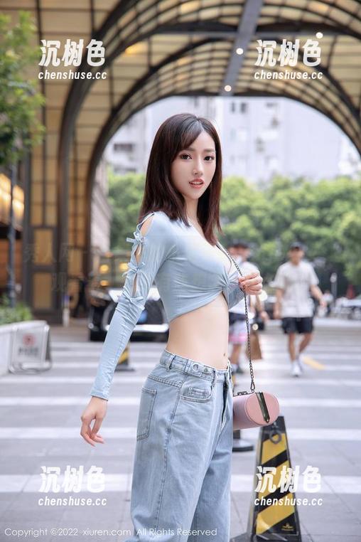 秀人网-小橘子orange 秀人网 - 合集里的小橘子orange少女,观看着,忽然有些想念…什么呢?