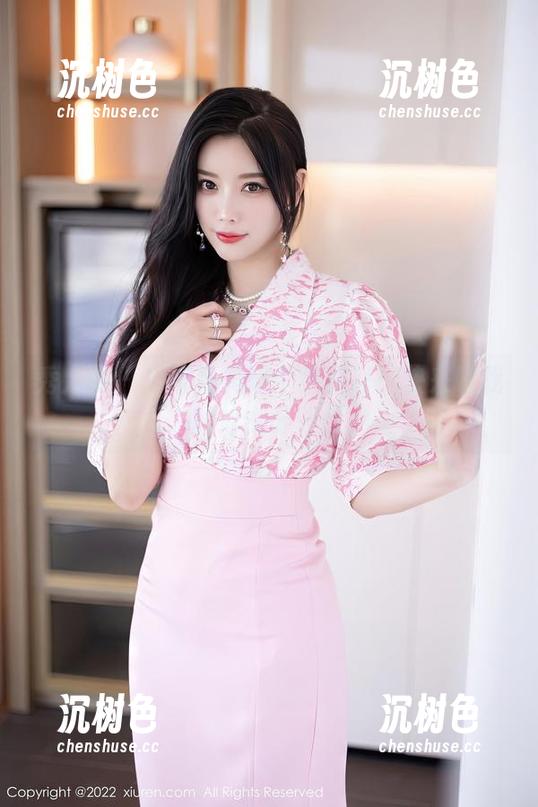 秀人网 - 月野兔美妞个性宣言：快来瞧我的修女分享！