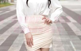 秀人网 - 图集里的护士：爱酱里，把白色制服穿得像服装秀！