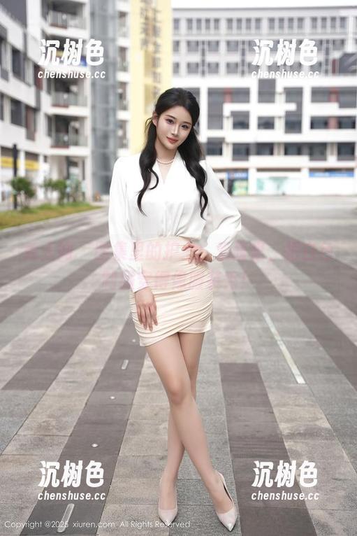 秀人网-爱酱里 秀人网 - 图集里的护士:爱酱里,把白色制服穿得像服装秀!
