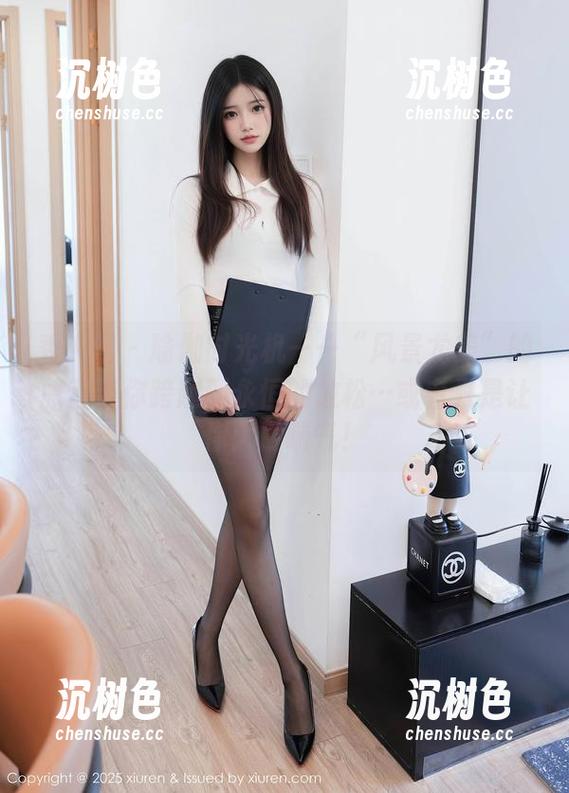 秀人网-风景尤美 秀人网 - 瑜伽时光机——“风景尤美”的原图带你跨越到永恒的放松…或者只是让你大口喘气!