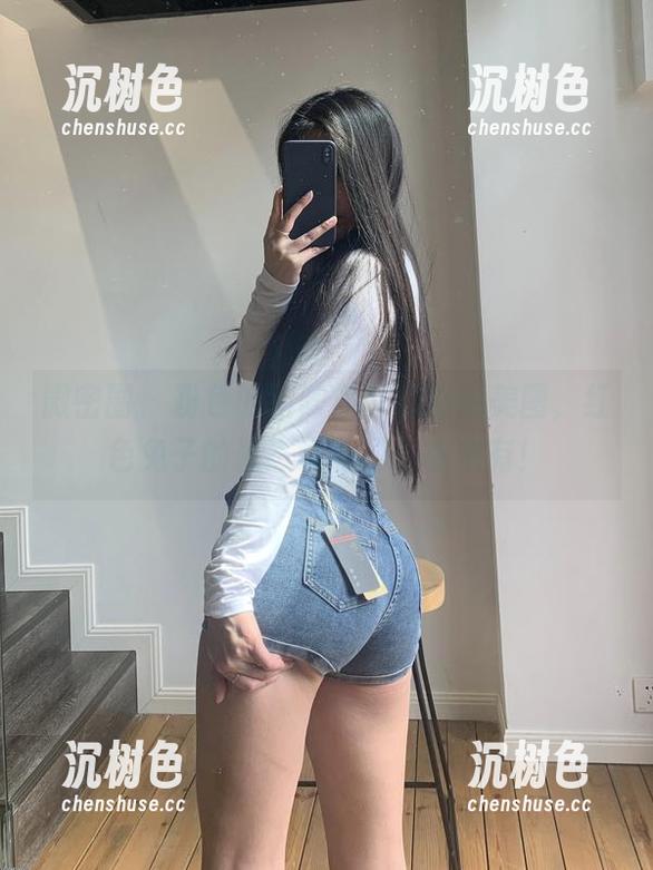 粉色的猪陈佩奇 微密圈 - 粉色的猪陈佩奇的最新美图,红色兔子的姿态好有趣,有木有!