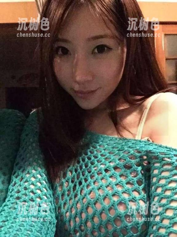 紫色哒豚豚 微密圈 - 紫色哒豚豚最新写真,清纯得我都想要隐形了