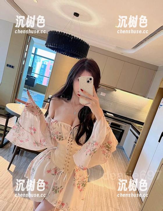 脸红Dearie 微密圈 - 脸红Dearie,这期黑色写真集比咖啡还浓。
