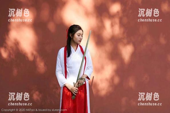 蜜桃社 - 就问你见过无圣光的修女吗？伊琳的套图来袭！