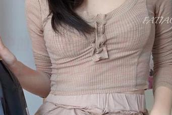 水手服中的迷之呆梨，图包分享来解锁奇怪的灵魂…我说的其实也是我自己.
