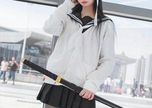 白丝女仆？不，这是雪琪SAMA的日常版“再见，跑腿小弟”图集！