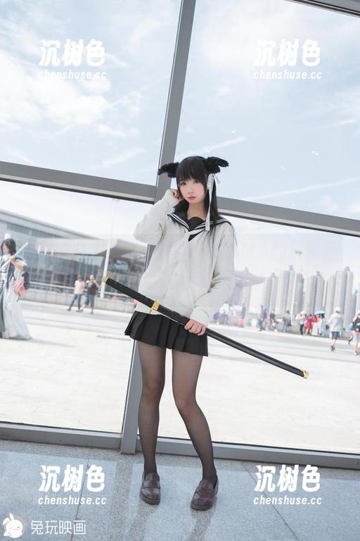 雪琪SAMA 白丝女仆?不,这是雪琪SAMA的日常版“再见,跑腿小弟”图集!