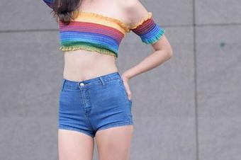 魔镜街拍 - 曼曼的照片，让我想到了当女神也得面对洗衣机的无奈